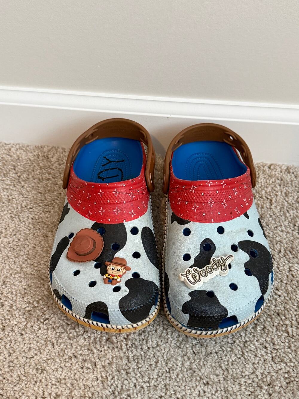 Crocs Toy Story Woody Classic Clogs Size 4 Men 6 Women